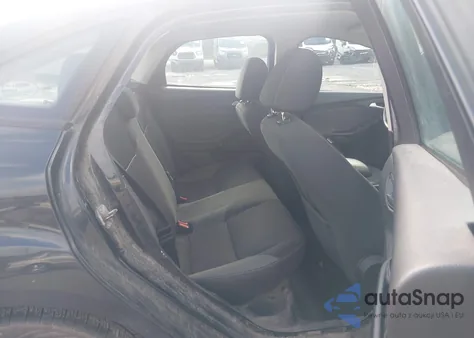 2014 Ford Focus Se z USA, uszkodzony, nr VIN 1FADP3F20EL418397